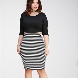 ❌SOLD❌ Plus Size Striped Pencil Skirt